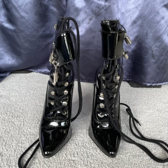 Colin Stuart Black Shiny lace up stilleto ankle boots with pad lock - Picture 1 of 4